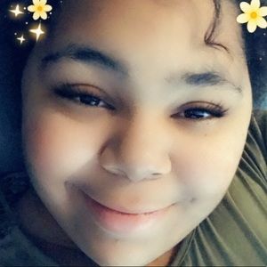 Meet your Posher, Raini